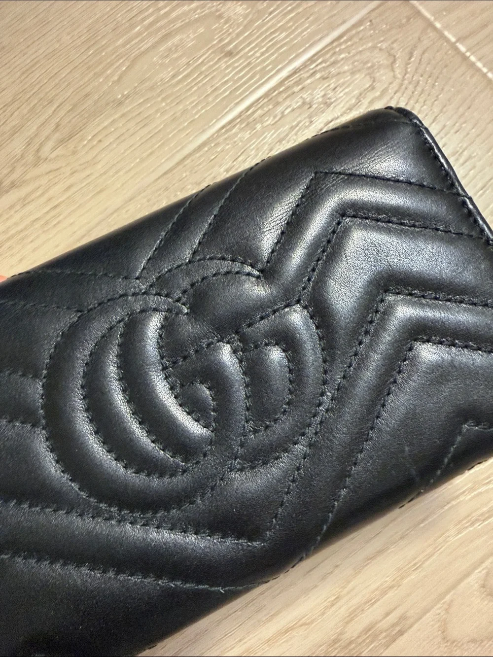 Gucci Black Chevron Leather Wallet with Gold GG